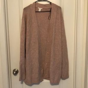 Women’s H&M long pink sweater cardigan